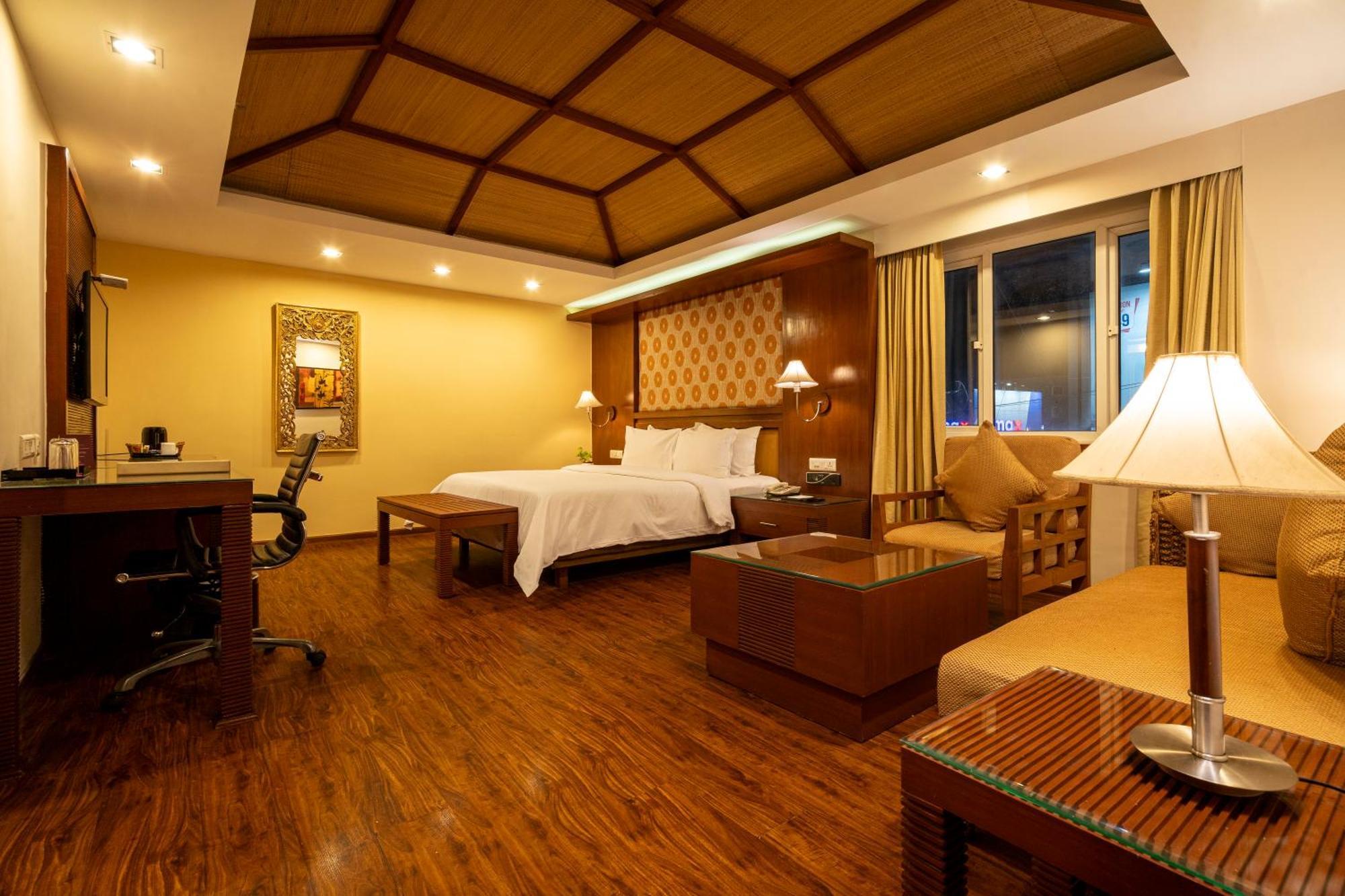 The Residency Karur Hotel Екстериор снимка