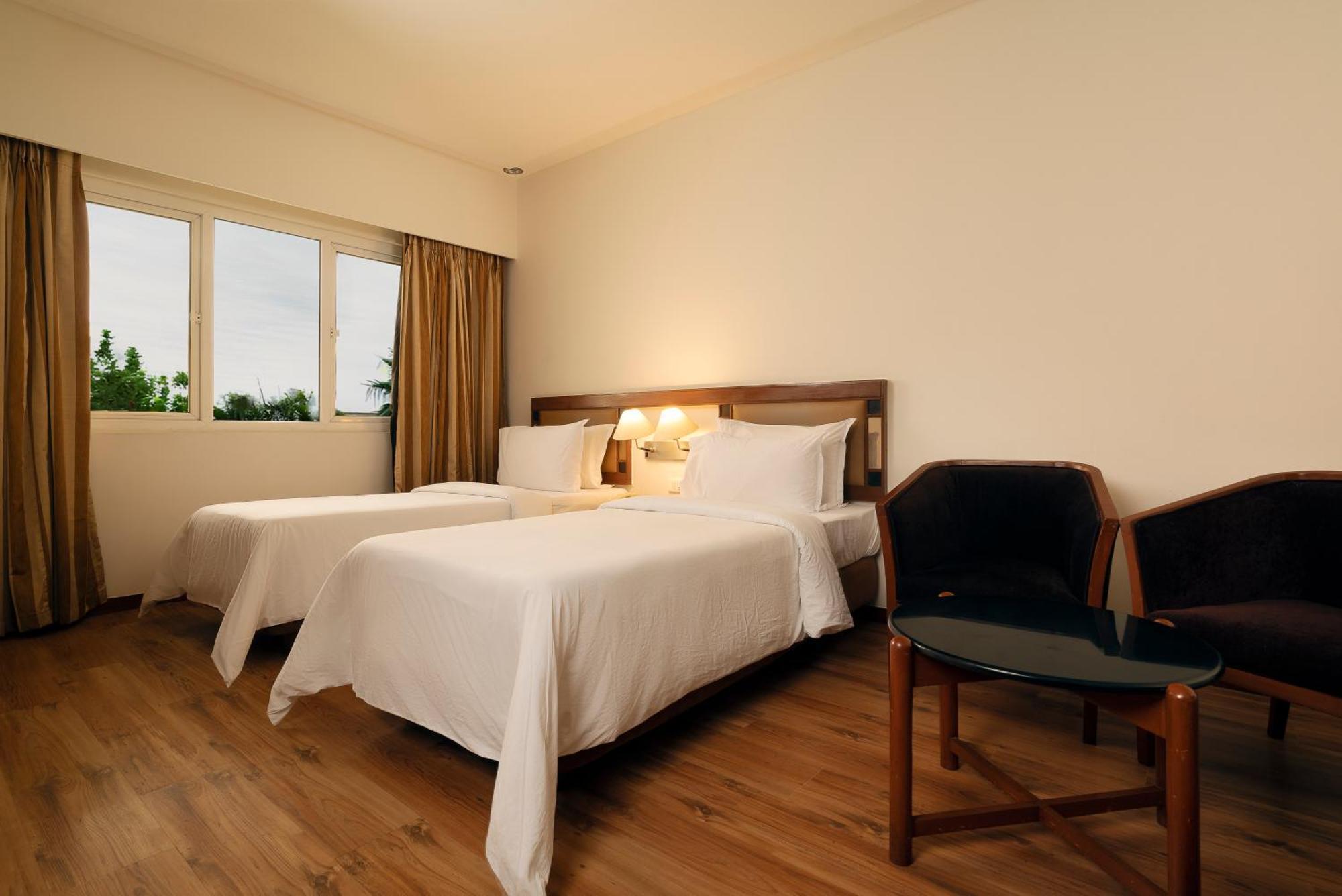 The Residency Karur Hotel Екстериор снимка