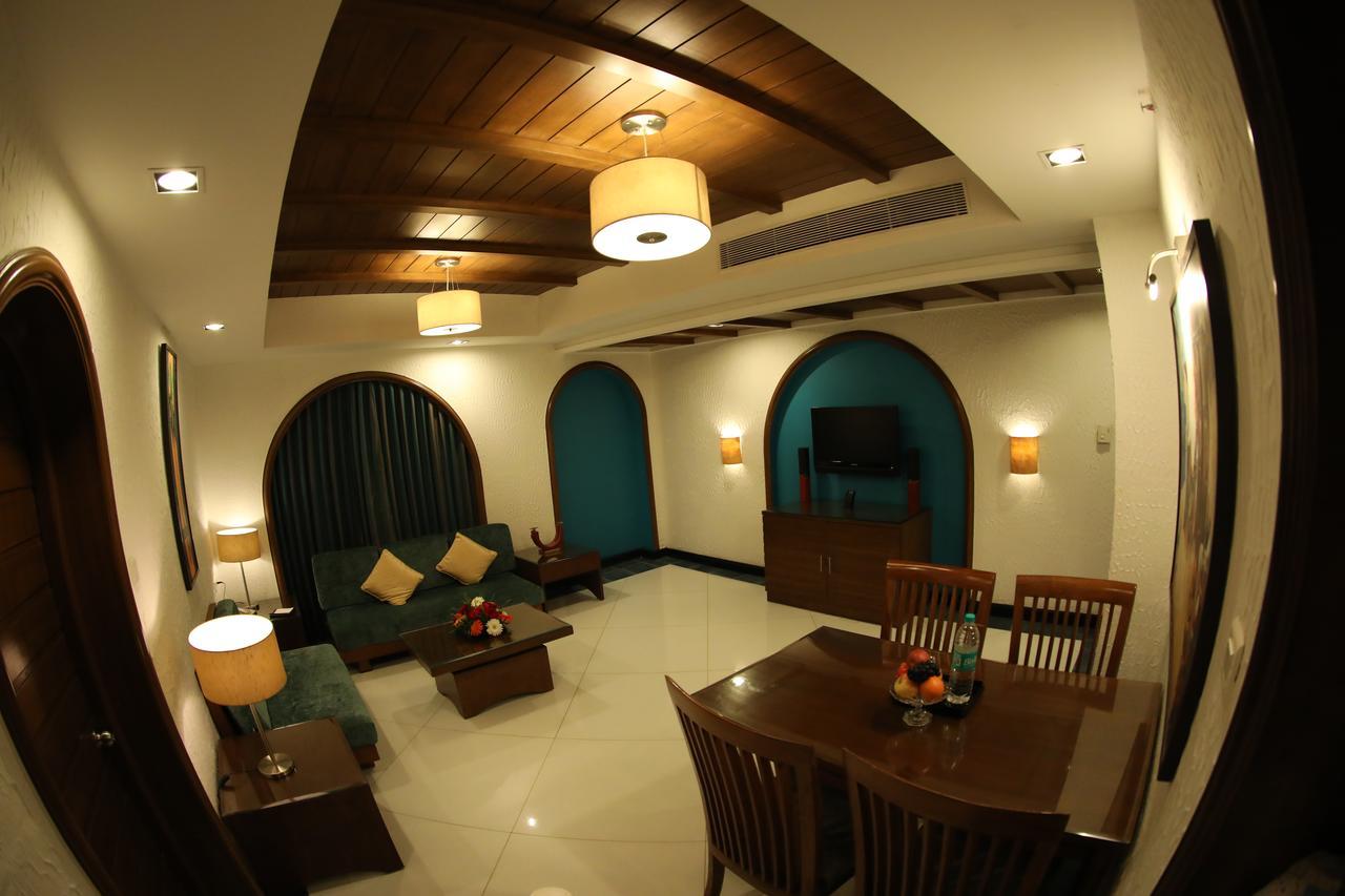The Residency Karur Hotel Екстериор снимка