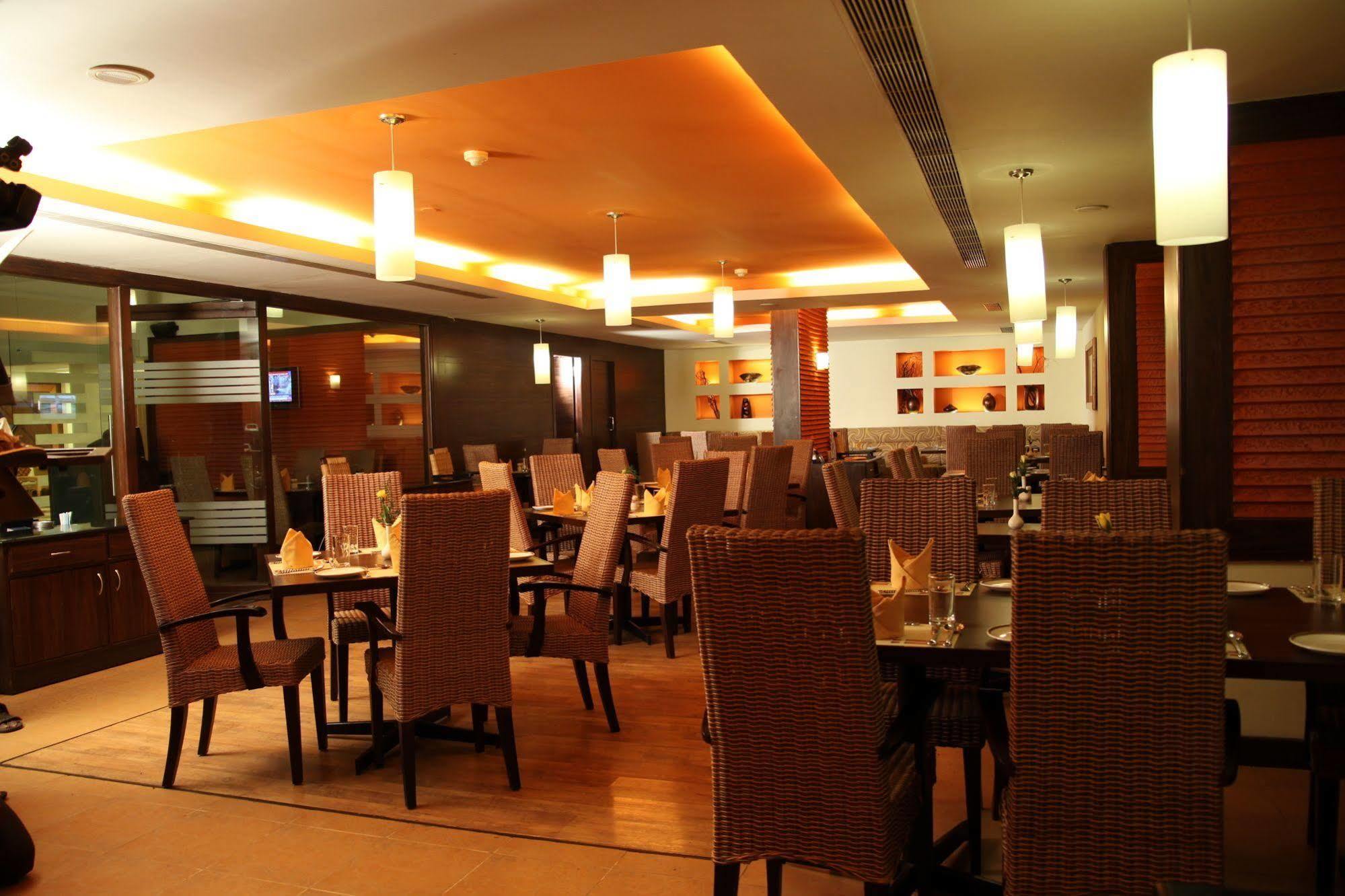 The Residency Karur Hotel Екстериор снимка